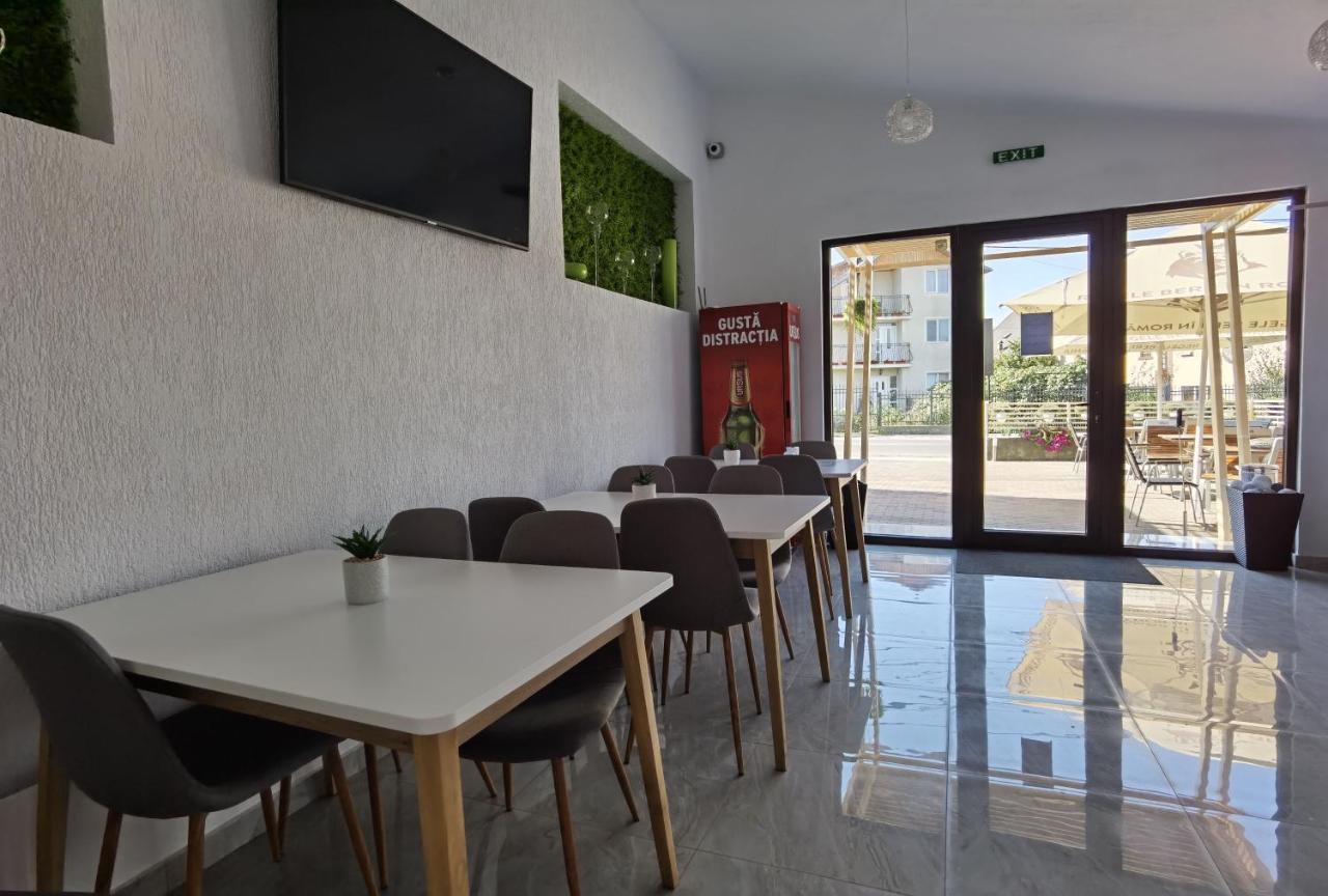 Pensiunea Prestige House Curtea de Argeş Zewnętrze zdjęcie