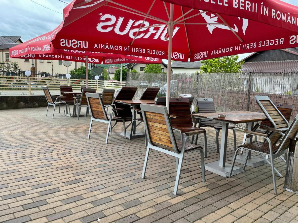 Pensiunea Prestige House Curtea de Argeş Zewnętrze zdjęcie
