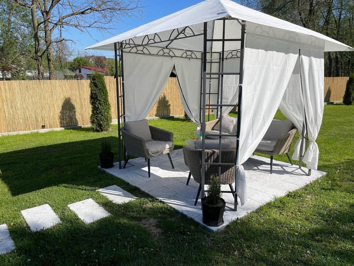 Pensiunea Prestige House Curtea de Argeş Zewnętrze zdjęcie