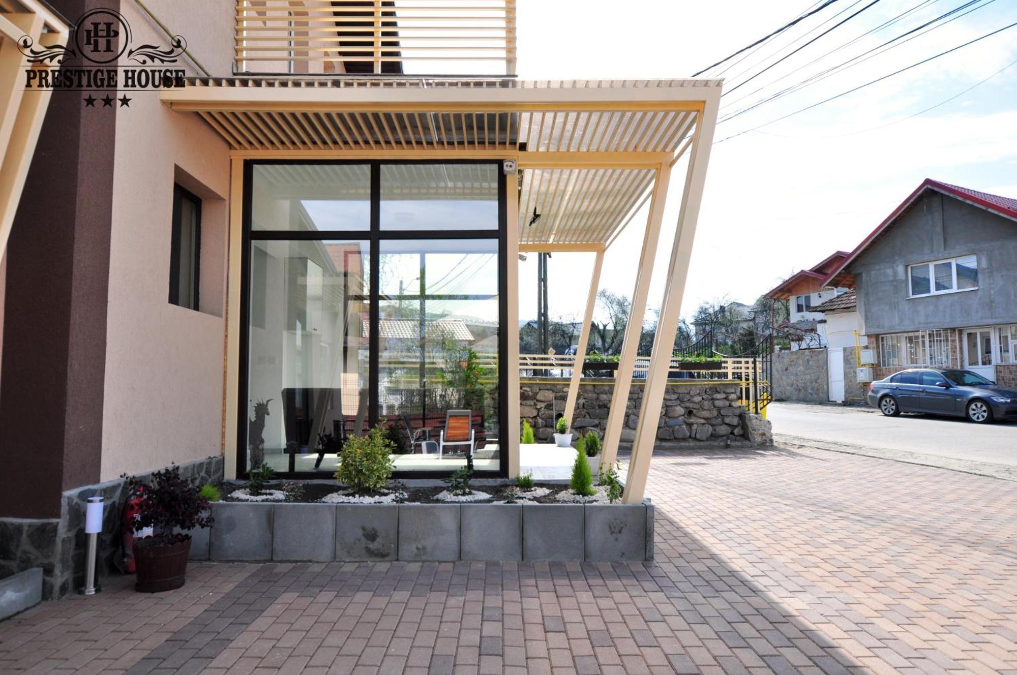 Pensiunea Prestige House Curtea de Argeş Zewnętrze zdjęcie