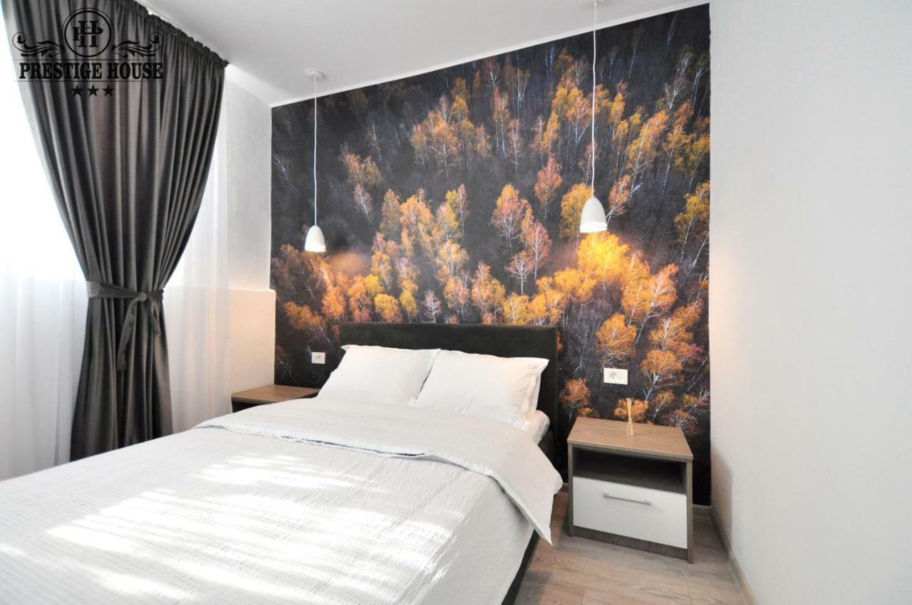 Pensiunea Prestige House Curtea de Argeş Zewnętrze zdjęcie